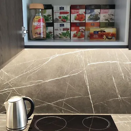 New With Free Garage Parking Near The Airport * 布拉迪斯拉发